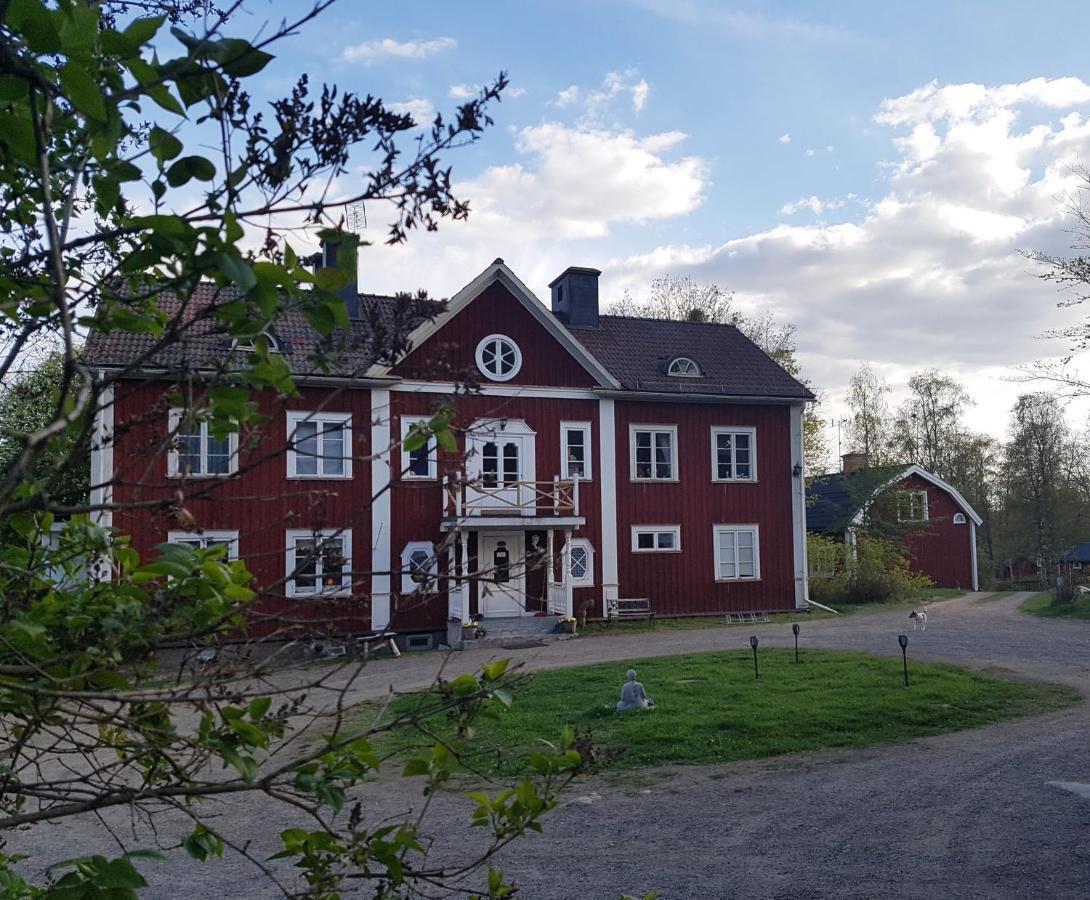 Garpenbergs B&B, Bnb Exterior photo